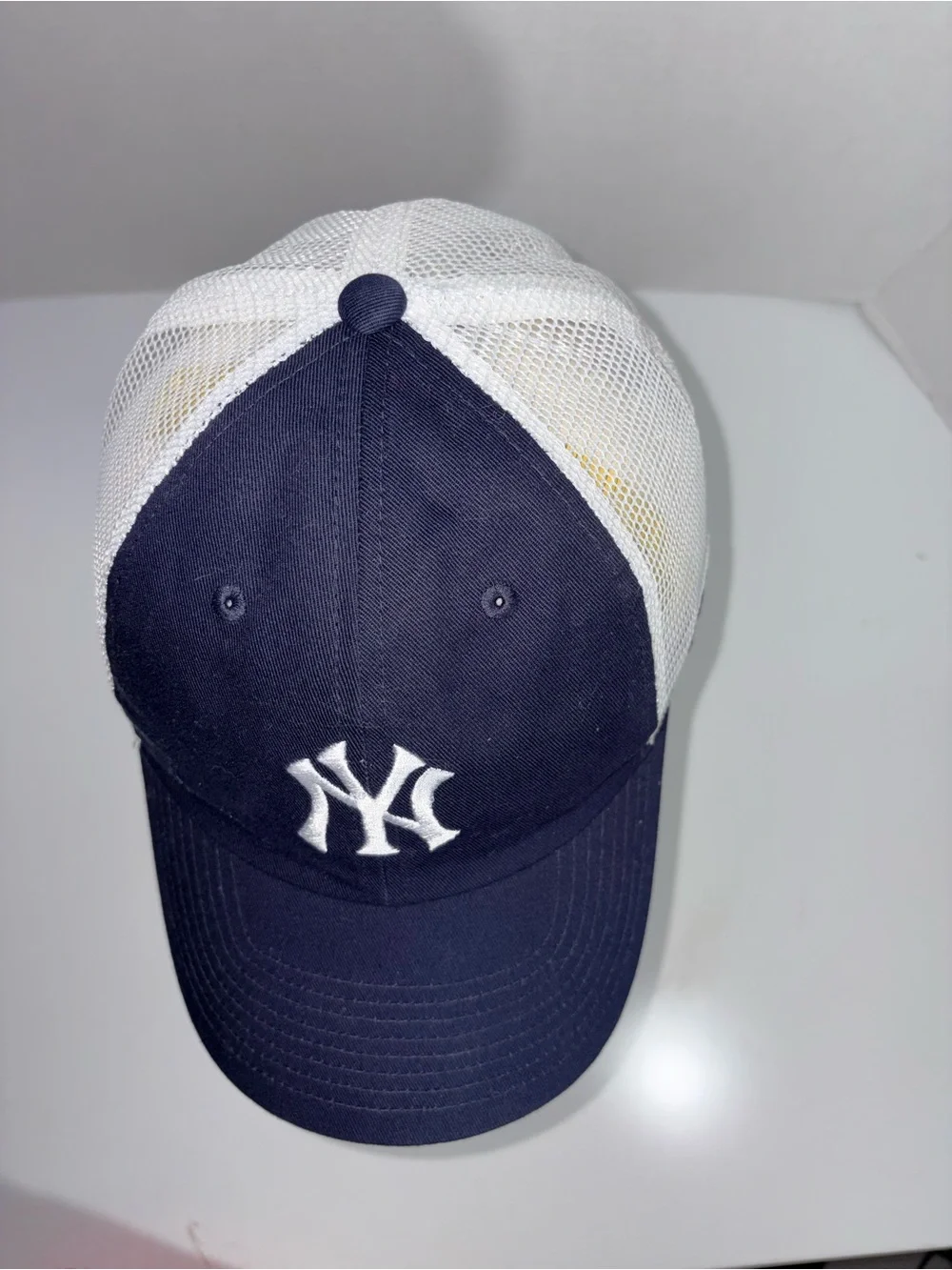 Nike Heritage86 New York Yankees MLB Dri-FIT Trucker Hat Snapback CapNavy Unisex